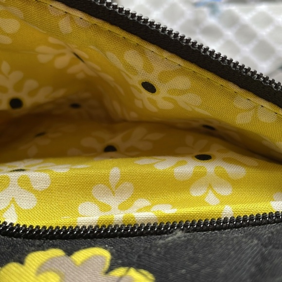 Vera Bradley Shoulder Bag - Picture 10 of 11